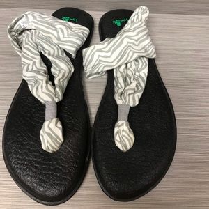 Sanuk Yoga Mat Sling Sandals